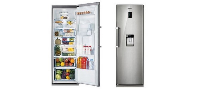 Kühlschrank mit eiswürfelbereiter und wasserspender ...